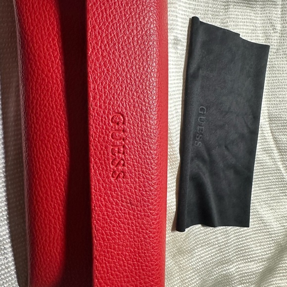 Guess sunglasses - Picture 6 of 6